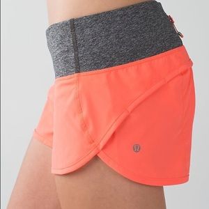 lululemon Speed Short Grapefruit size 6